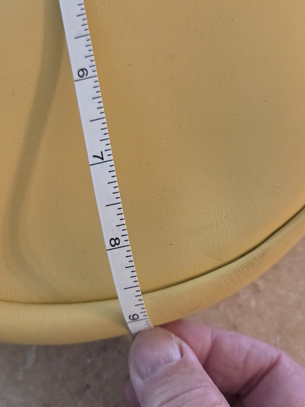 Portland Leather Goods Large Circle Crossbody Buttercream EUC - Picture 8 of 13